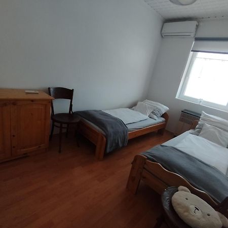 Var-Lak Apartman Balatonfůzfő Extérieur photo